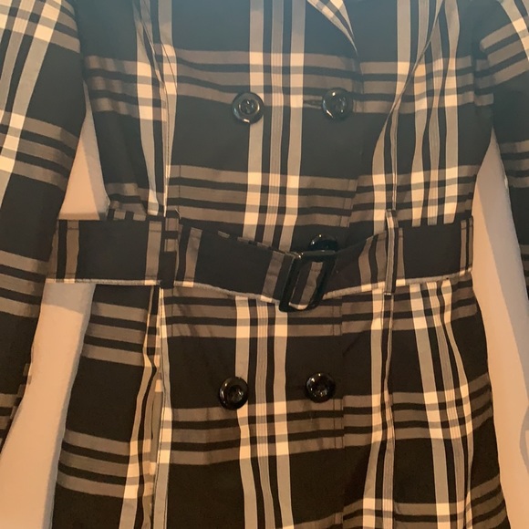 Super Cute Girls Raincoat - Picture 3 of 4